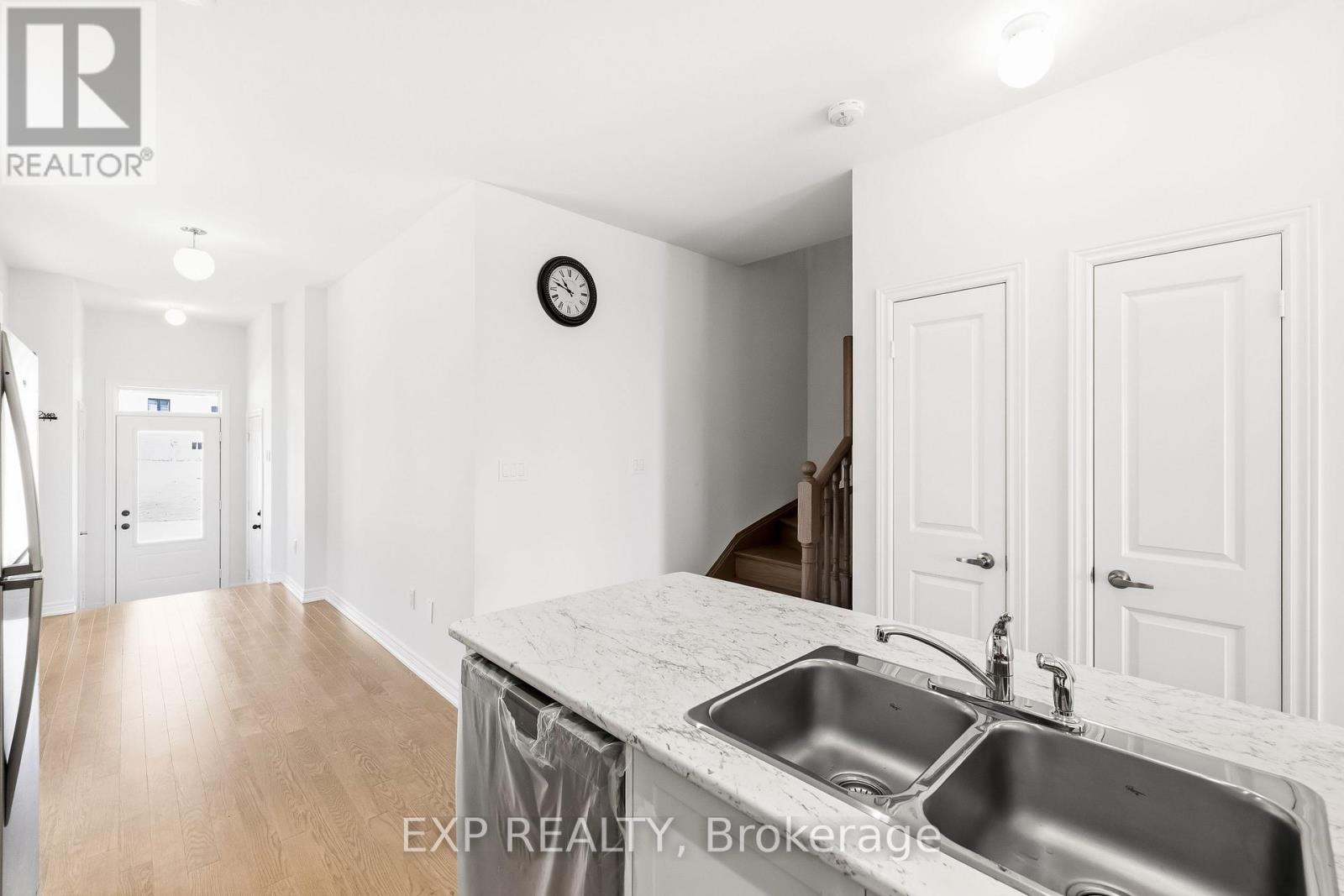2964 PETER MATTHEWS DRIVE - 13