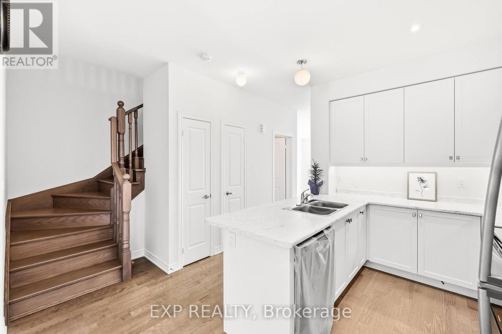 2964 PETER MATTHEWS DRIVE - 9