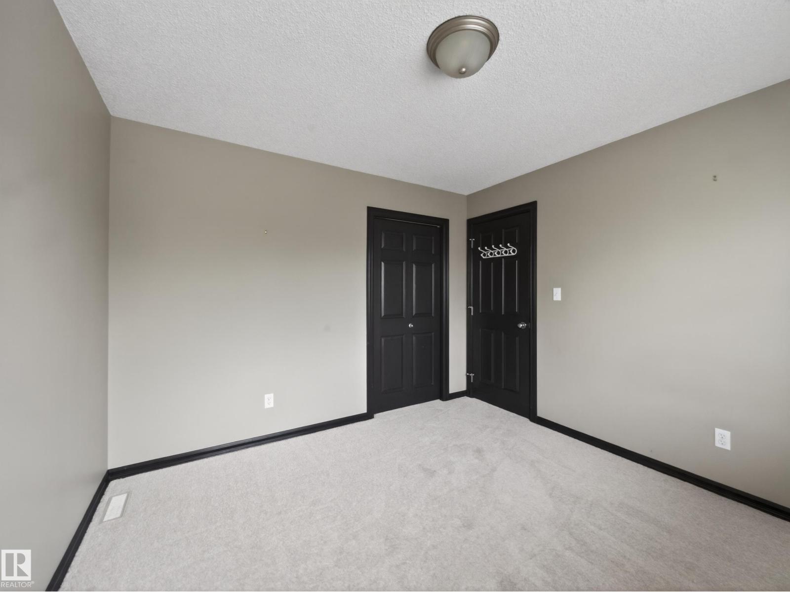1381 BRECKENRIDGE DR NW - 40