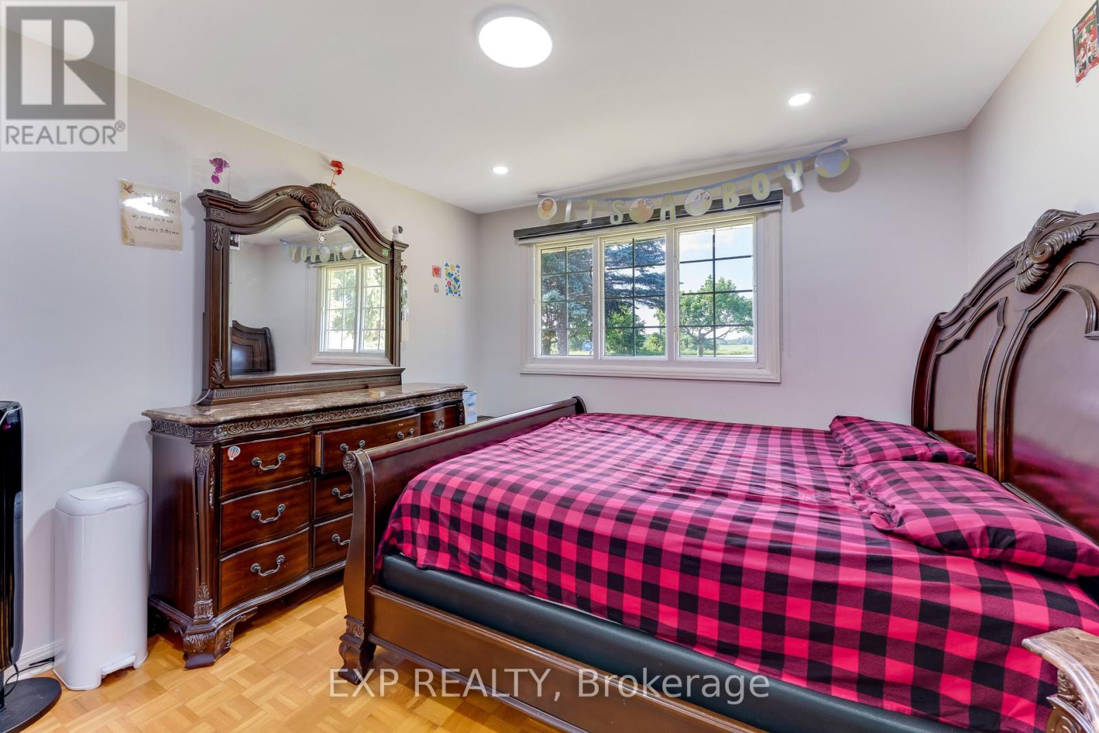 2047 HAMILTON ROAD - 24