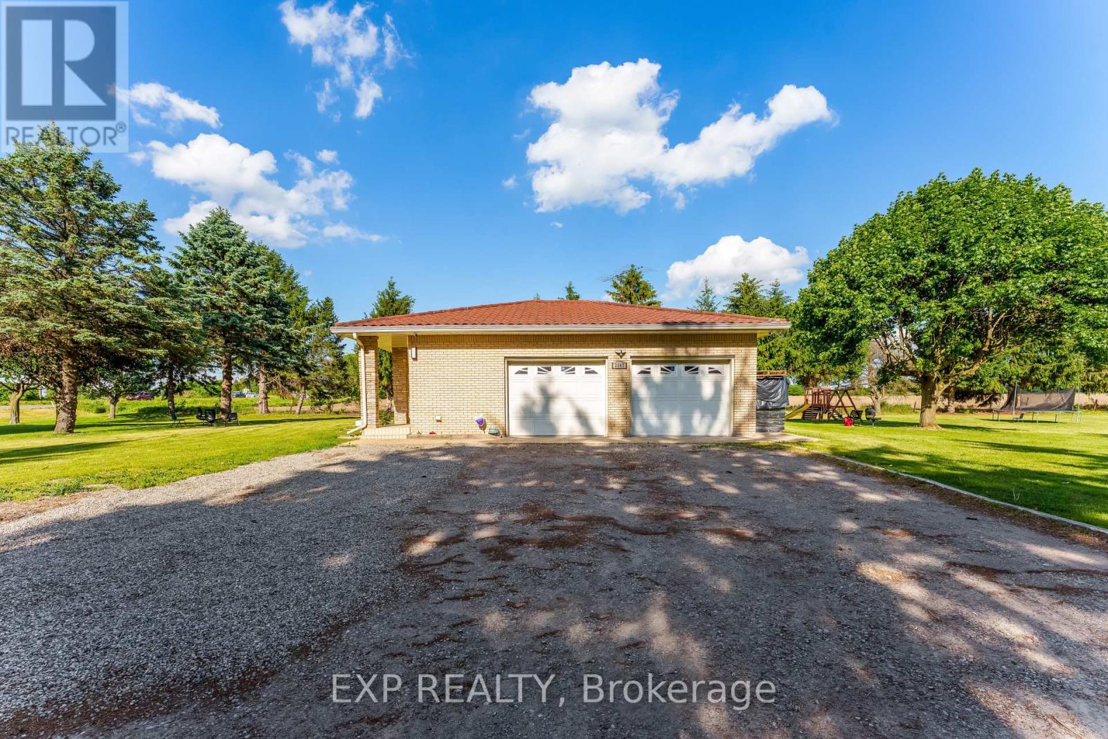 2047 HAMILTON ROAD - 48