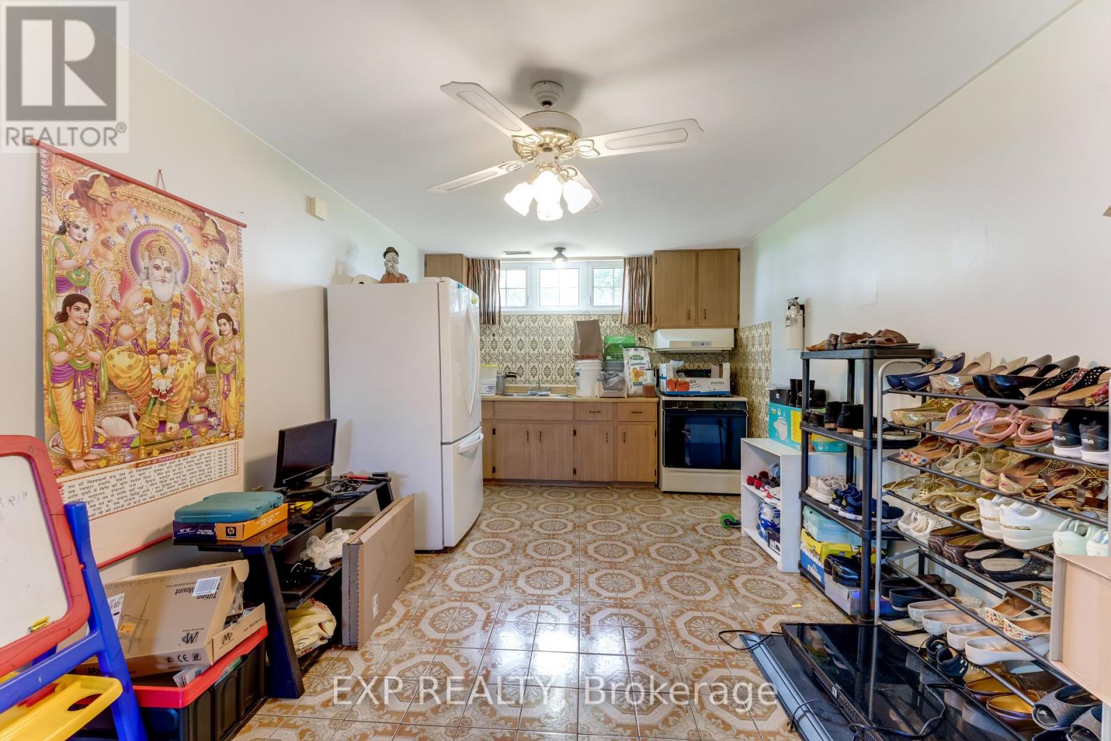 2047 HAMILTON ROAD - 35