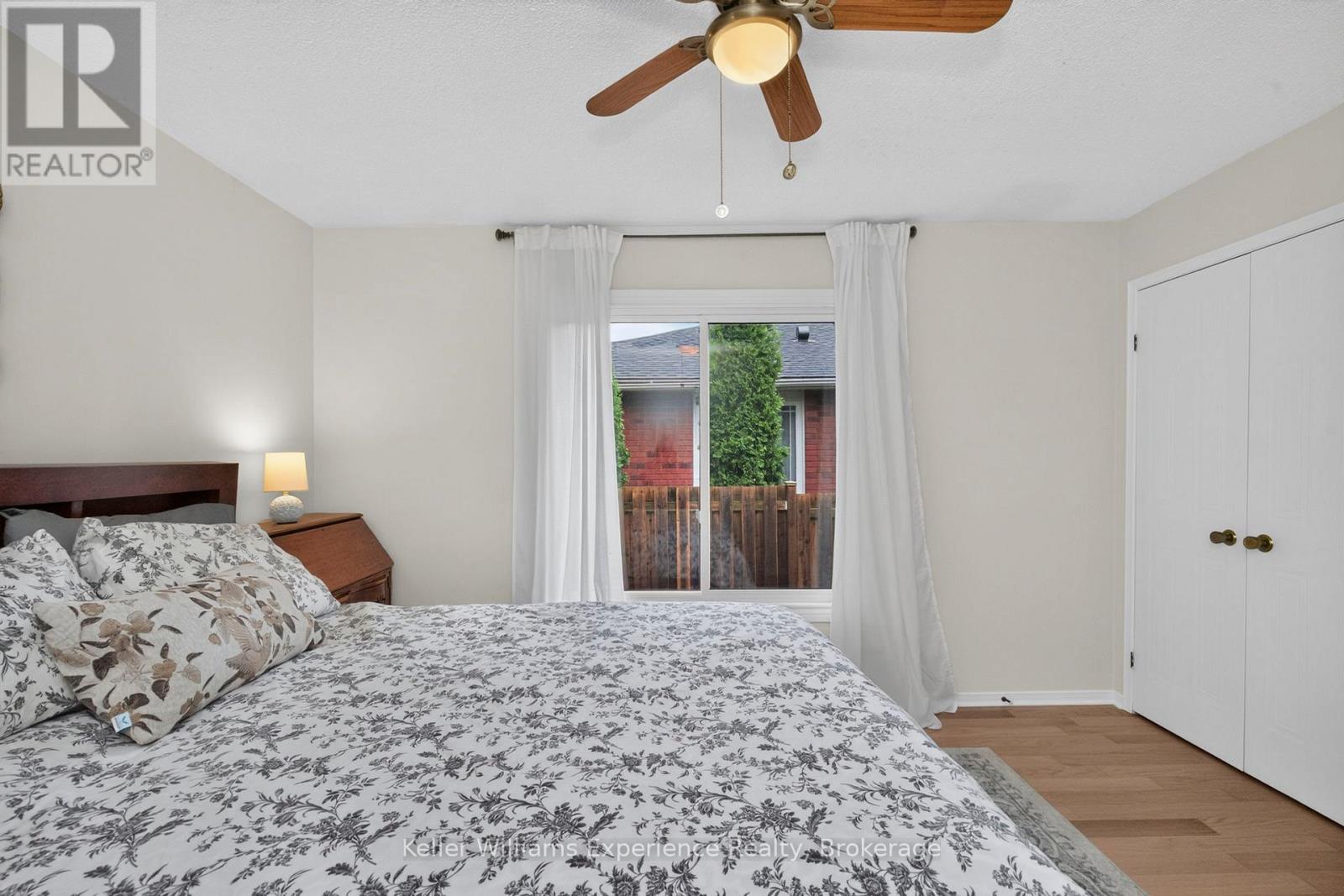 922 PLAYFAIR ROAD - 20