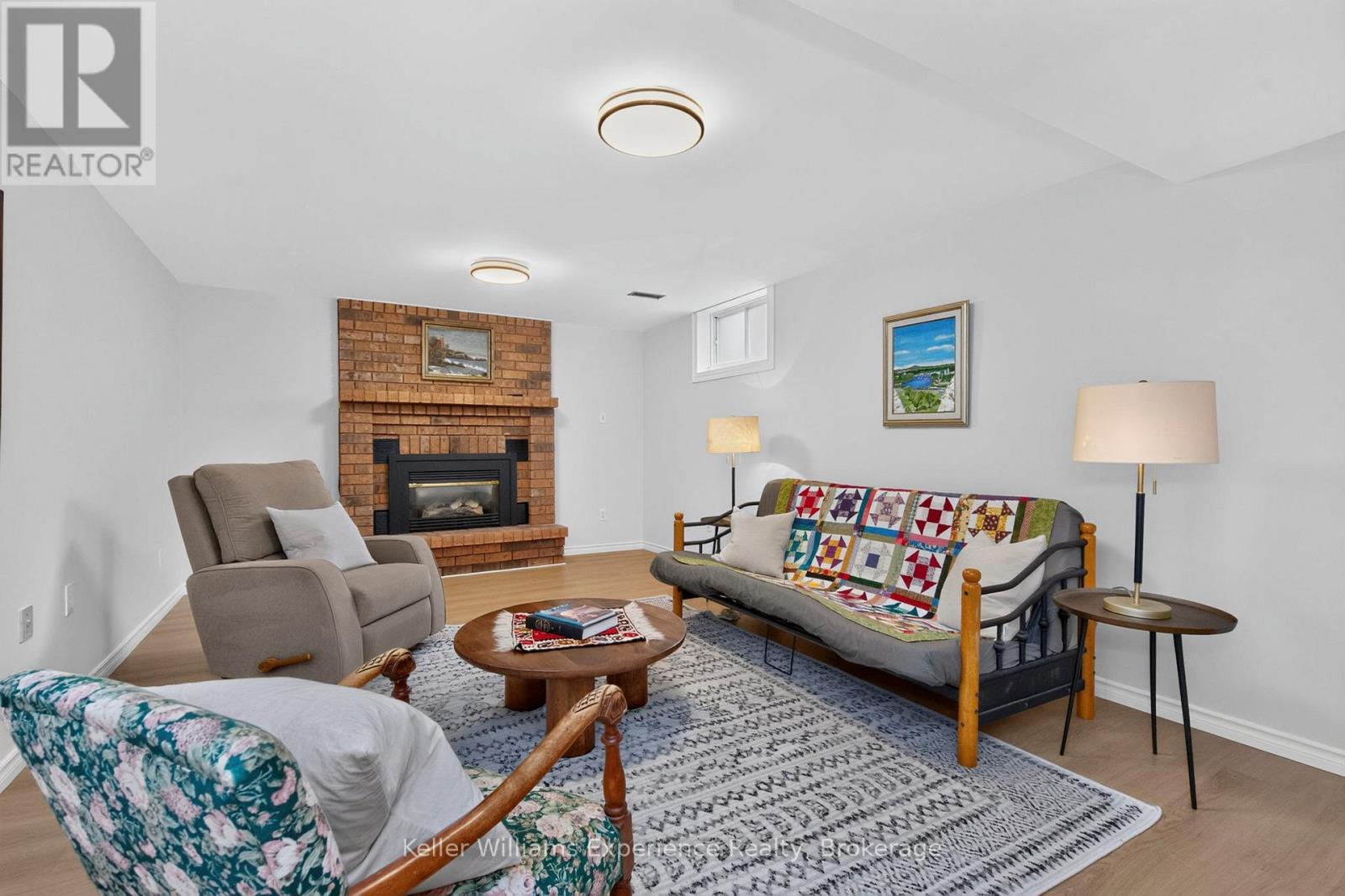 922 PLAYFAIR ROAD - 27