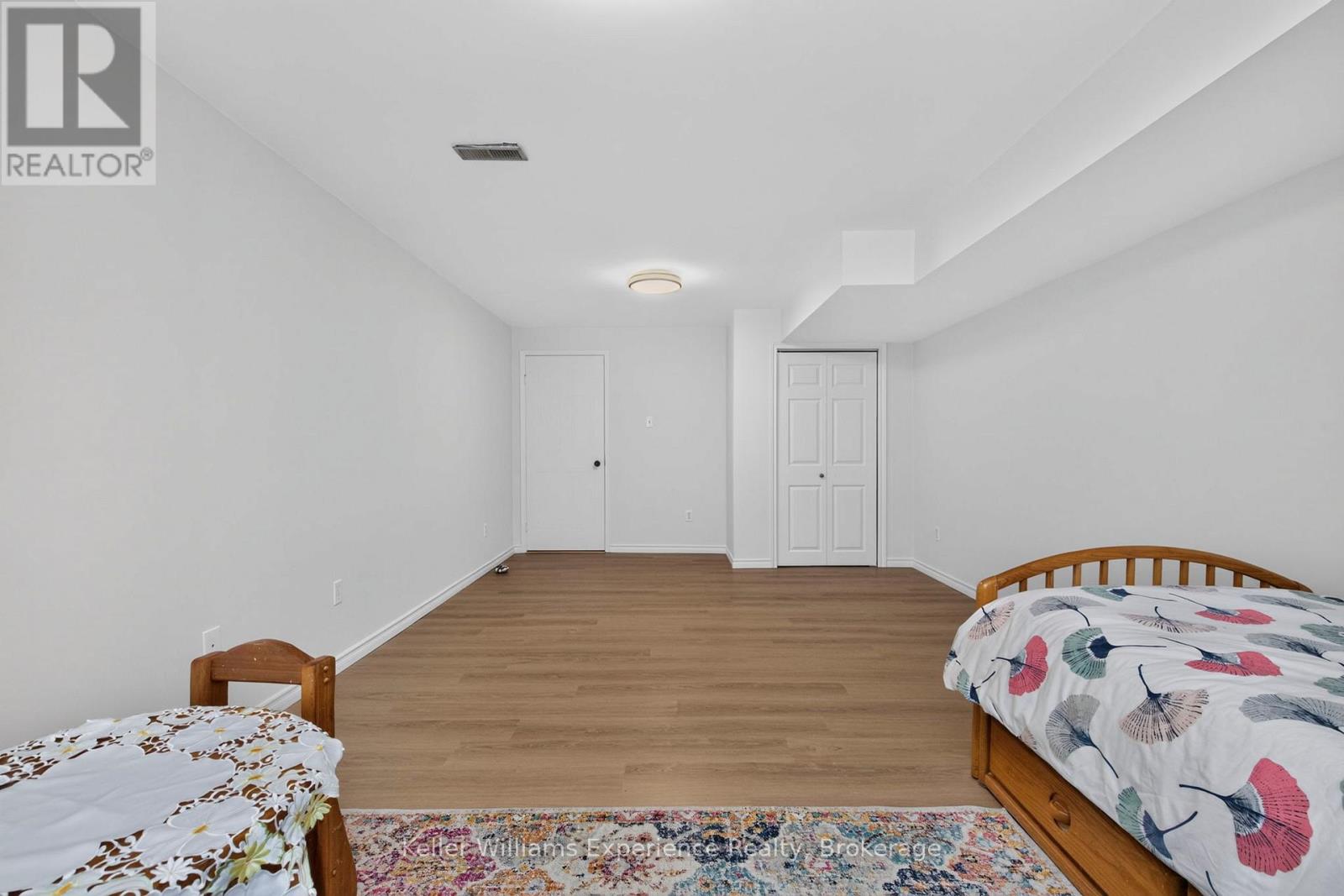 922 PLAYFAIR ROAD - 30