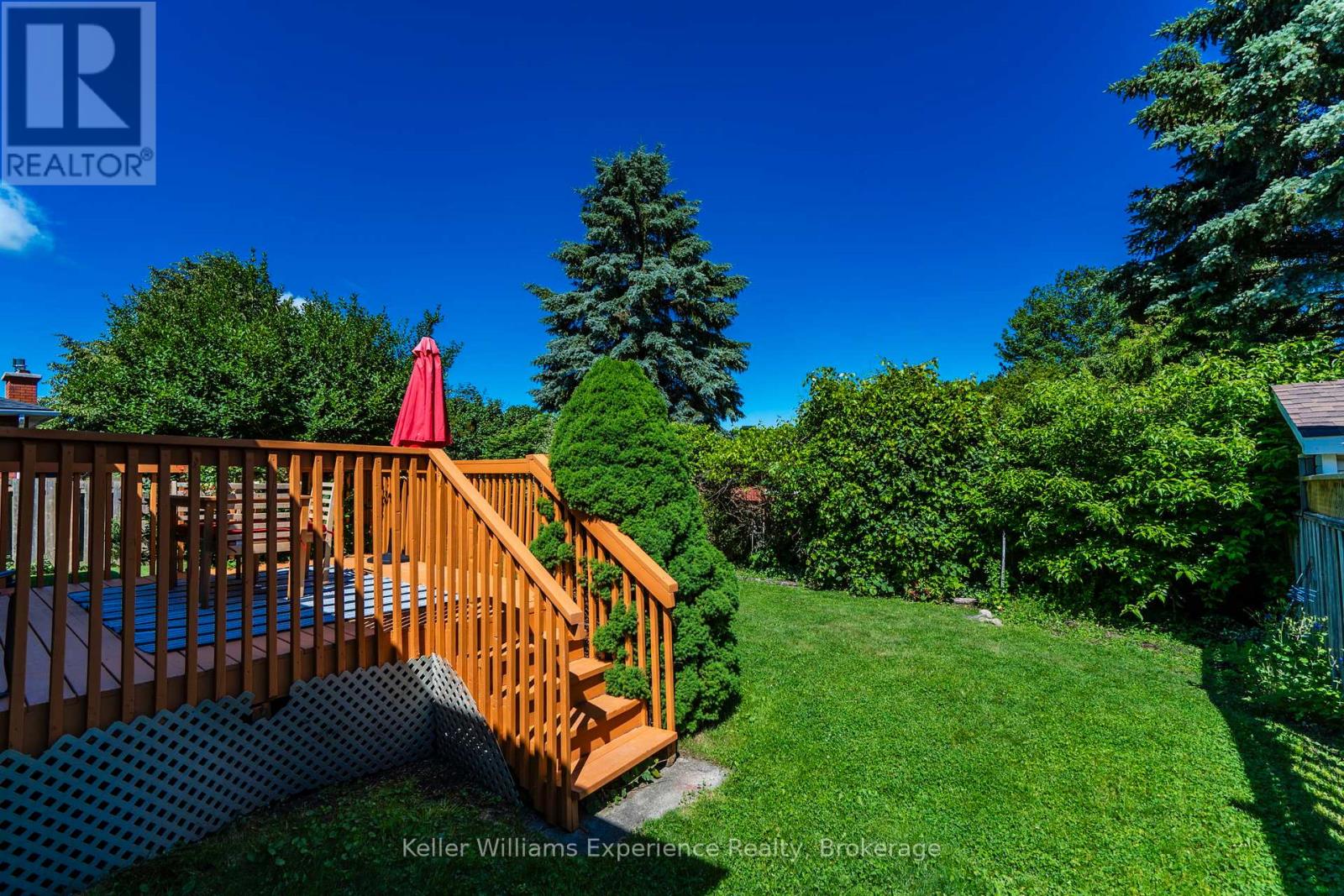 922 PLAYFAIR ROAD - 34