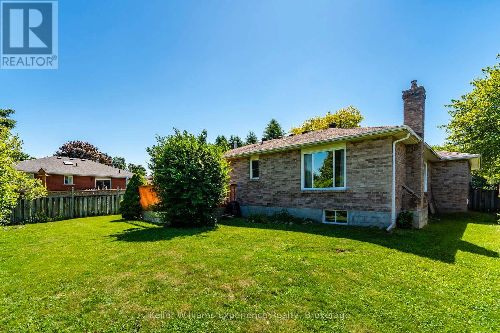 922 PLAYFAIR ROAD - 40