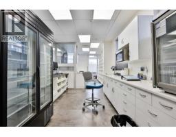 Pharmacy, 608 5 Avenue S, Lethbridge, AB T1J4G9 Photo 9