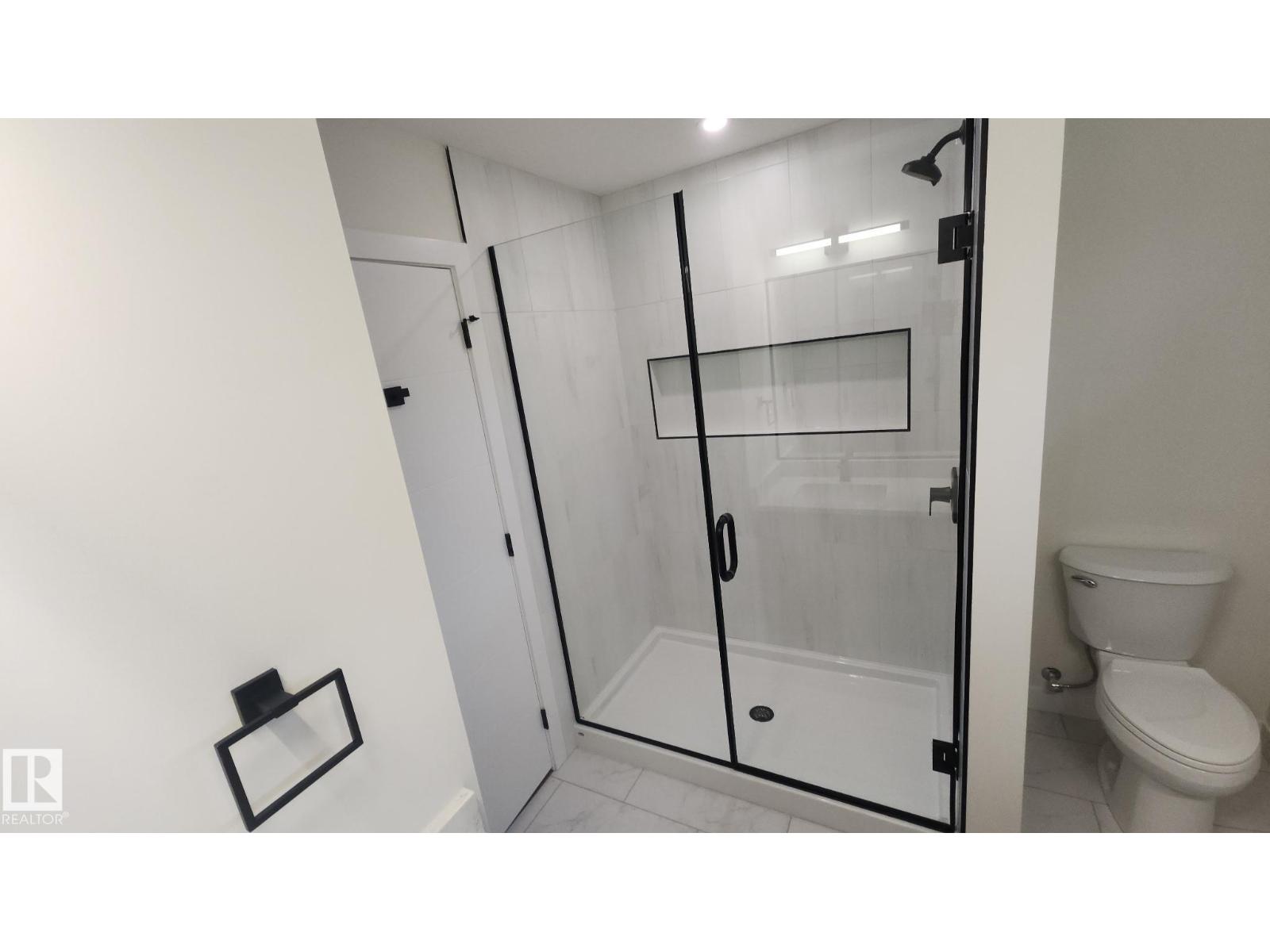 13034 123A ST NW - 33
