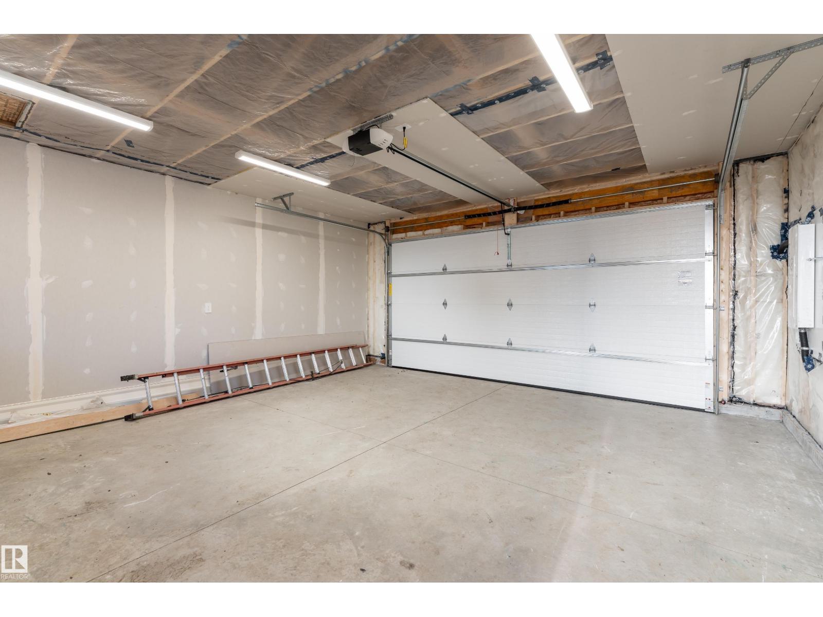 13034 123A ST NW - 42