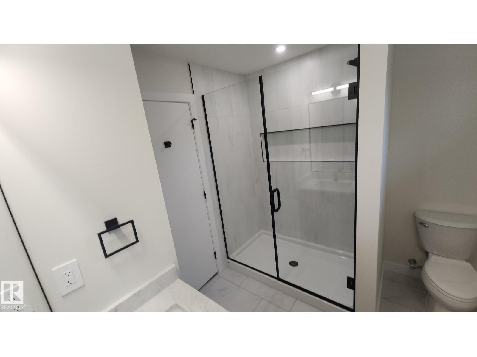 13034 123A ST NW - 32