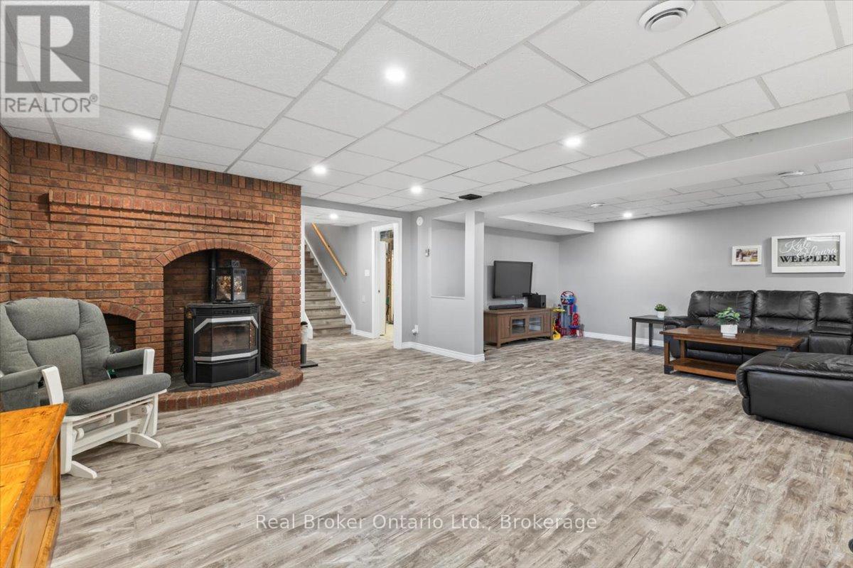 220 FORLER STREET - 13
