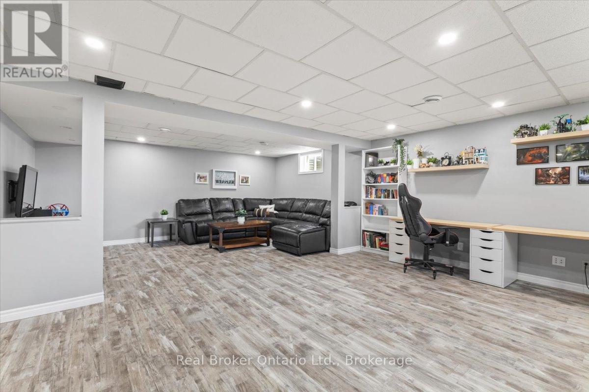 220 FORLER STREET - 14