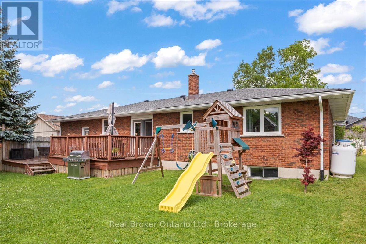 220 FORLER STREET - 18