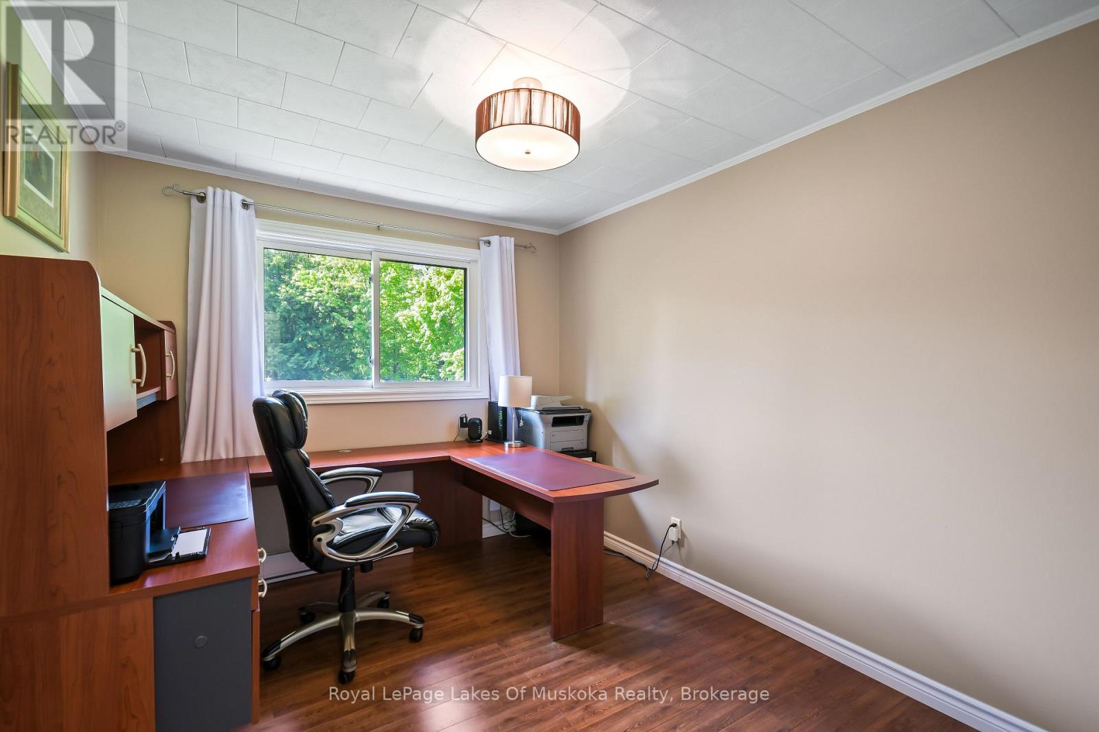 571 DAVID STREET E - 16