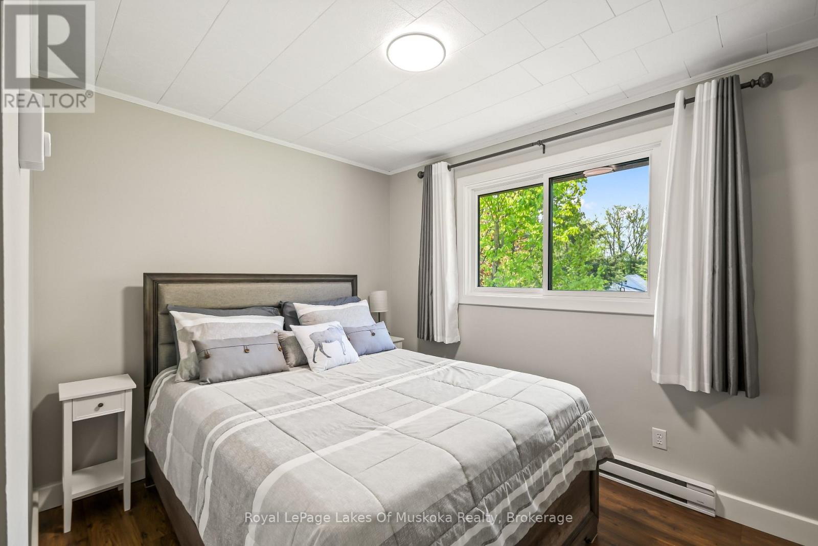 571 DAVID STREET E - 17