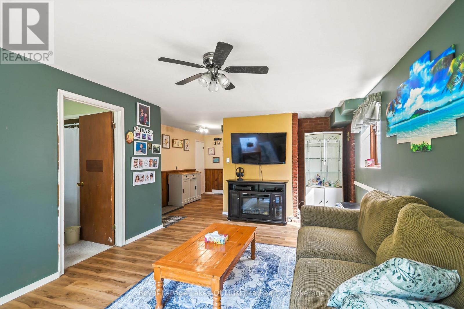 571 DAVID STREET E - 26