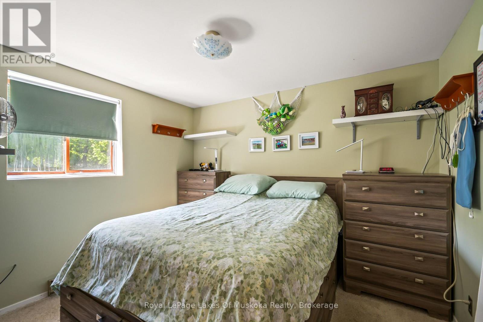 571 DAVID STREET E - 27