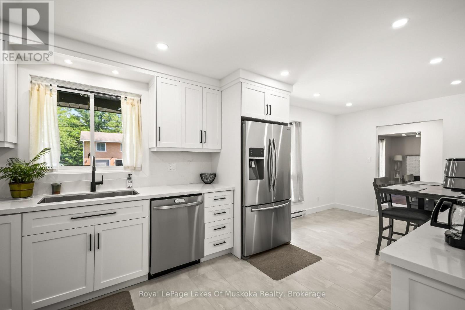 571 DAVID STREET E - 5
