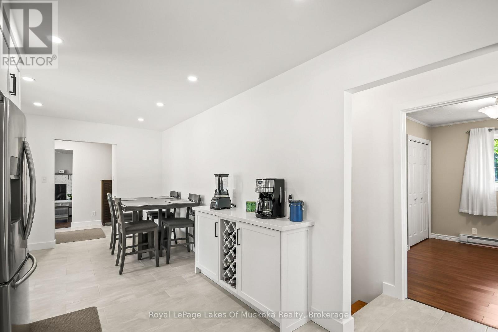 571 DAVID STREET E - 6