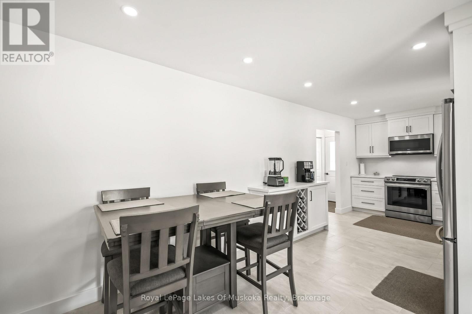 571 DAVID STREET E - 7