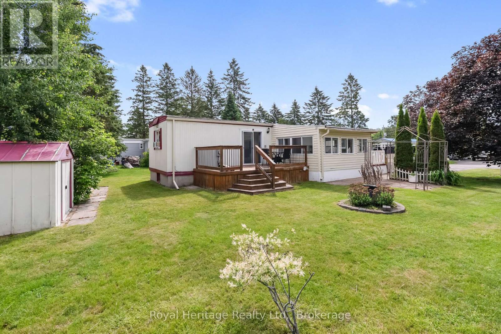 19 PARK CRESCENT - 4