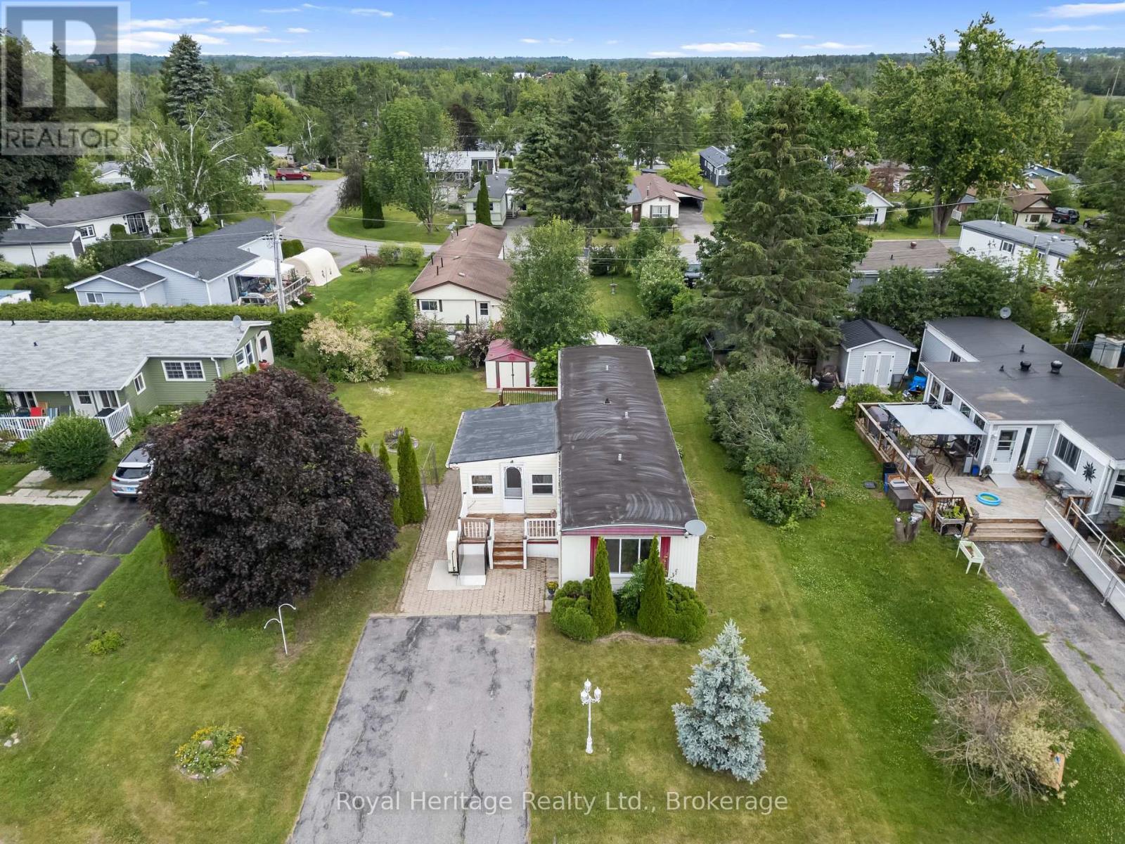 19 PARK CRESCENT - 5