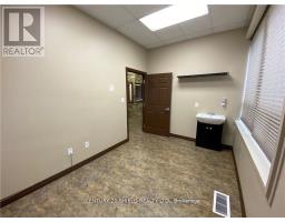 1 - 305 Baldwin Avenue, Cornwall, ON K6H4J6 Photo 8
