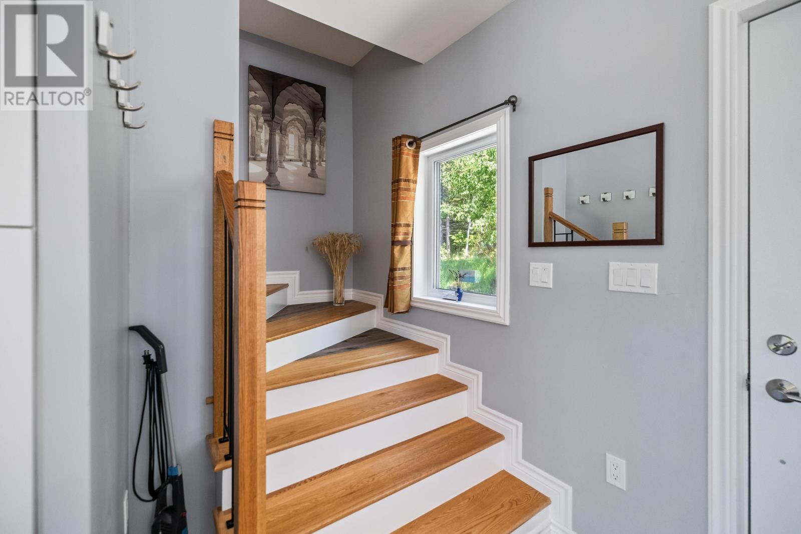 499 South Melville Road - 19