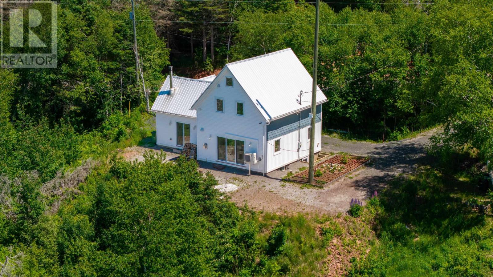 499 South Melville Road - 2
