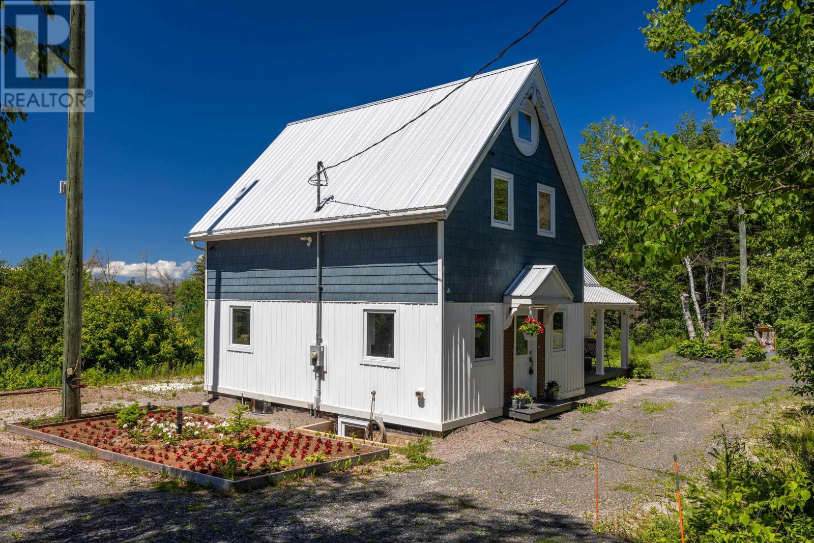 499 South Melville Road - 4