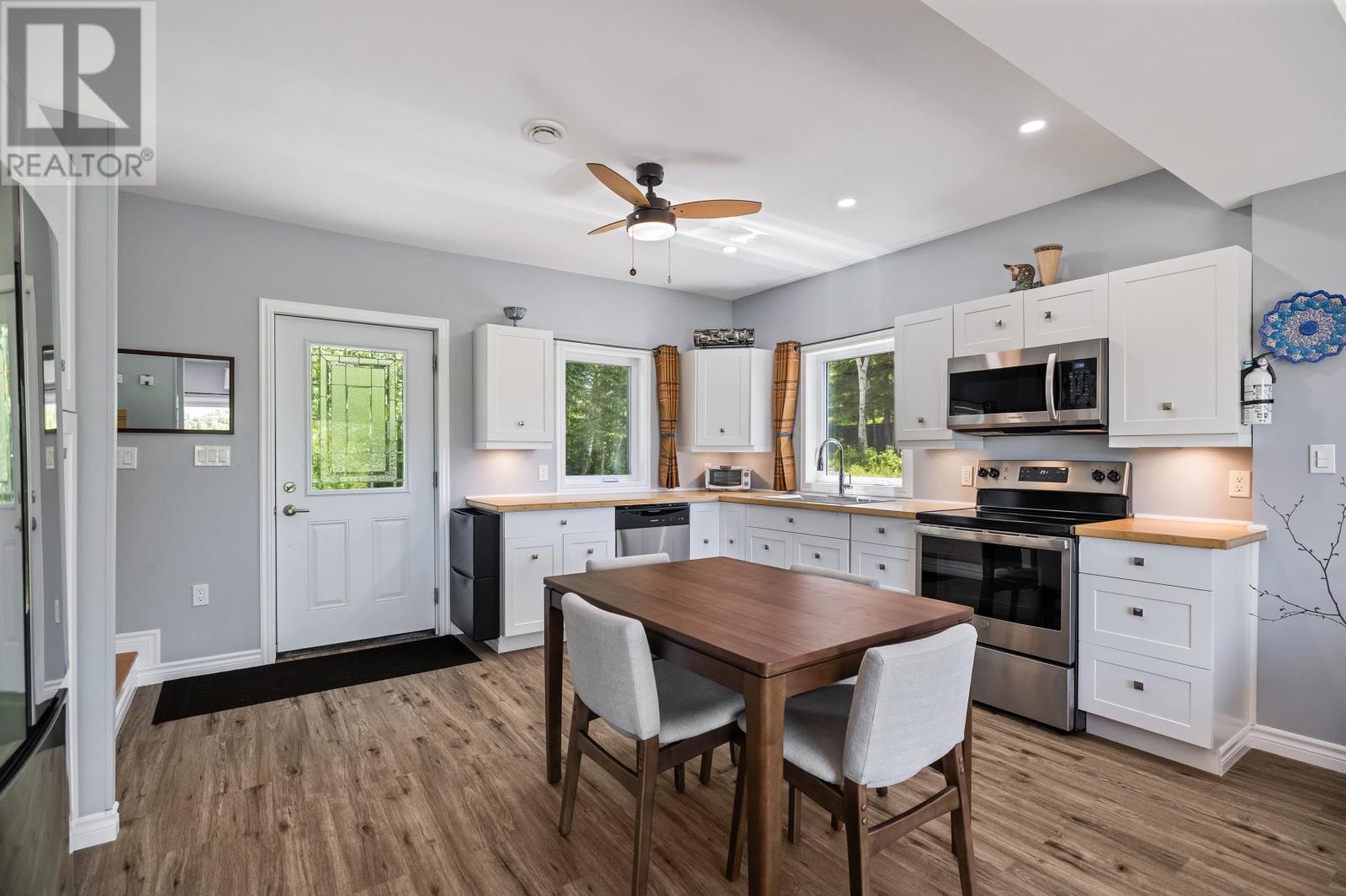499 South Melville Road - 8