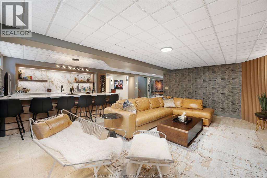 1740 CAILLE AVENUE - 31