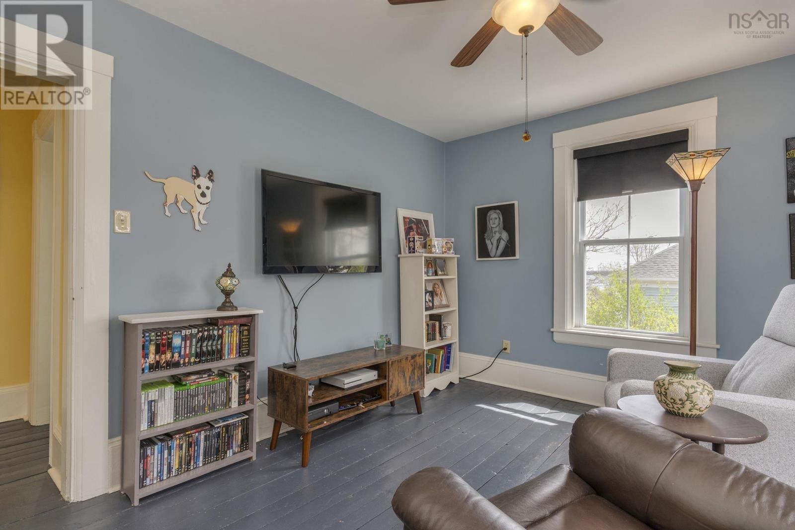 206 Fox Street - 31