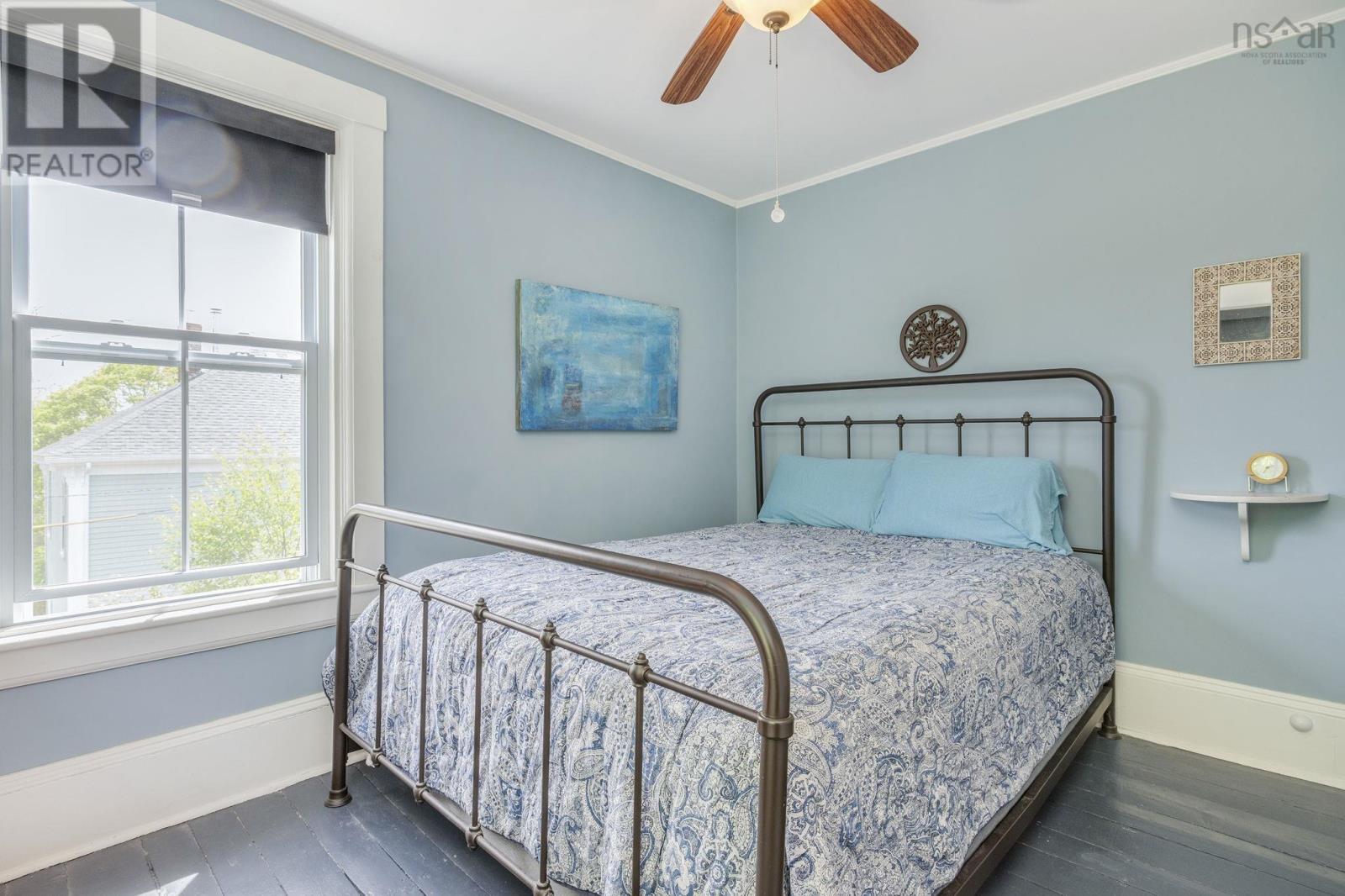 206 Fox Street - 29