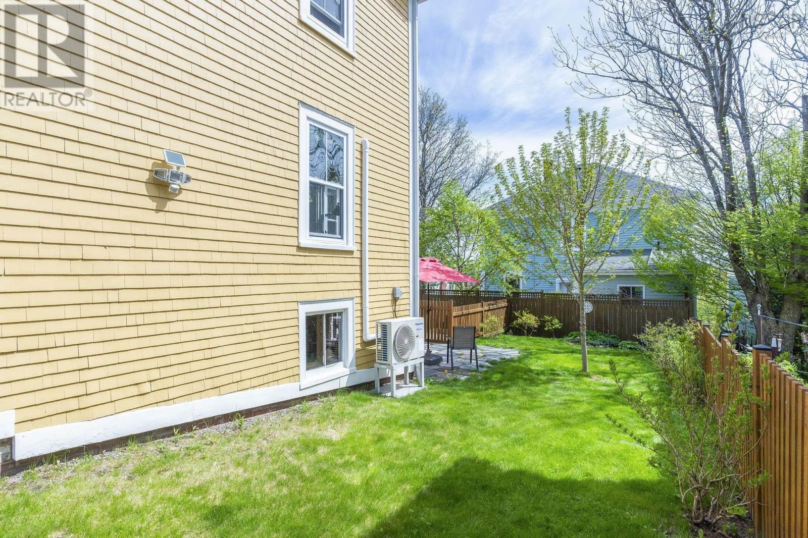 206 Fox Street - 36