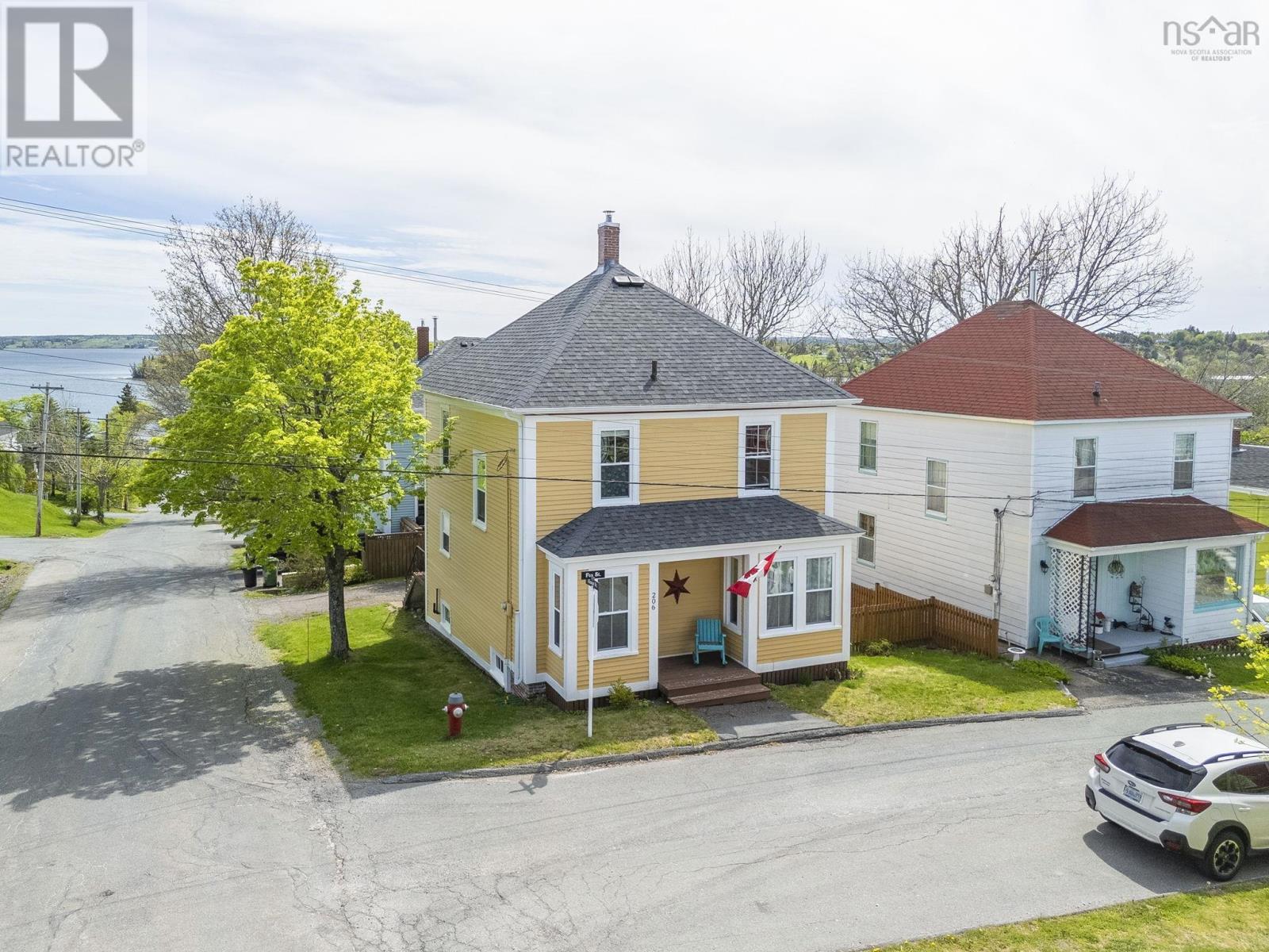 206 Fox Street - 46