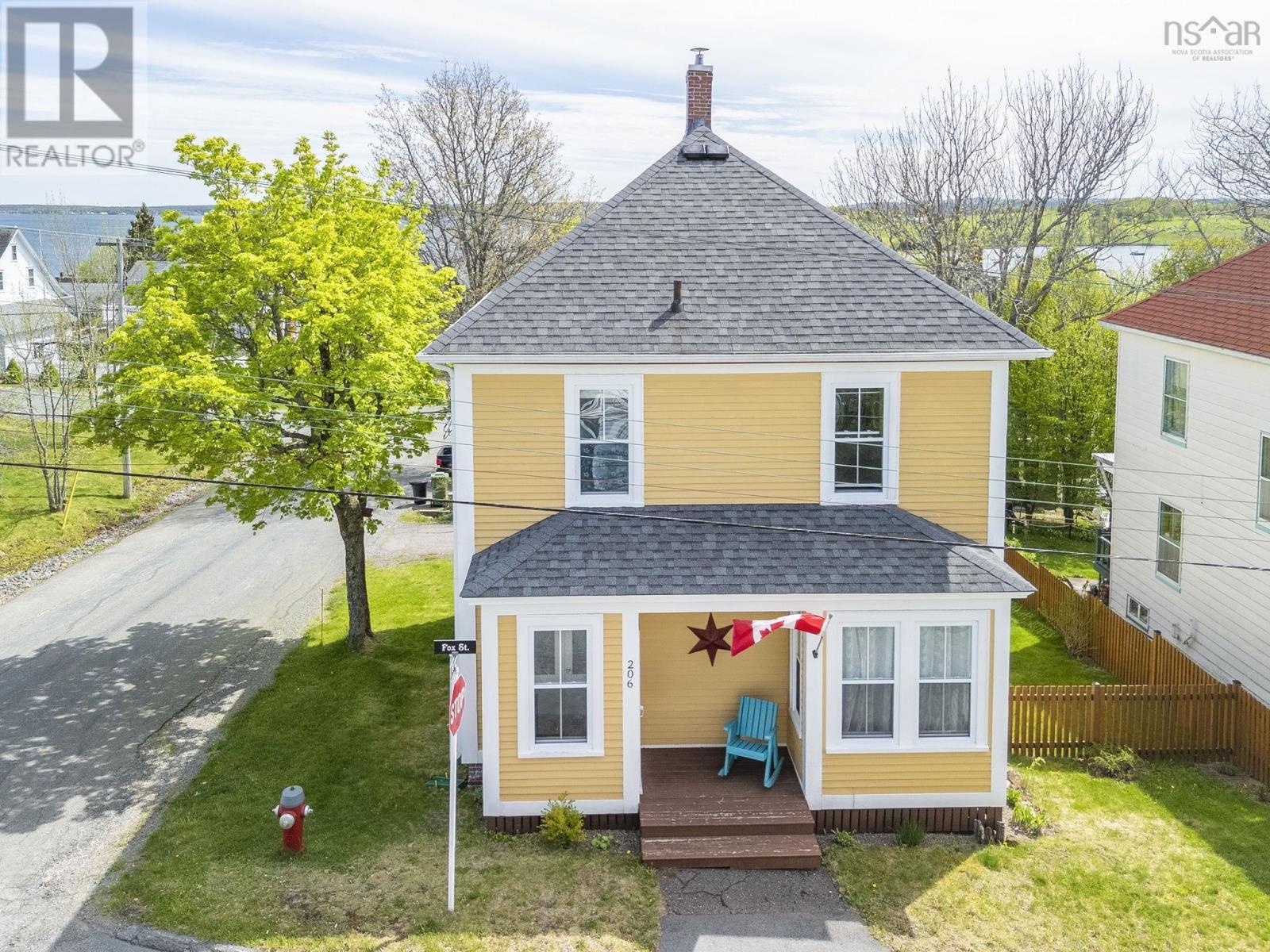 206 Fox Street - 47