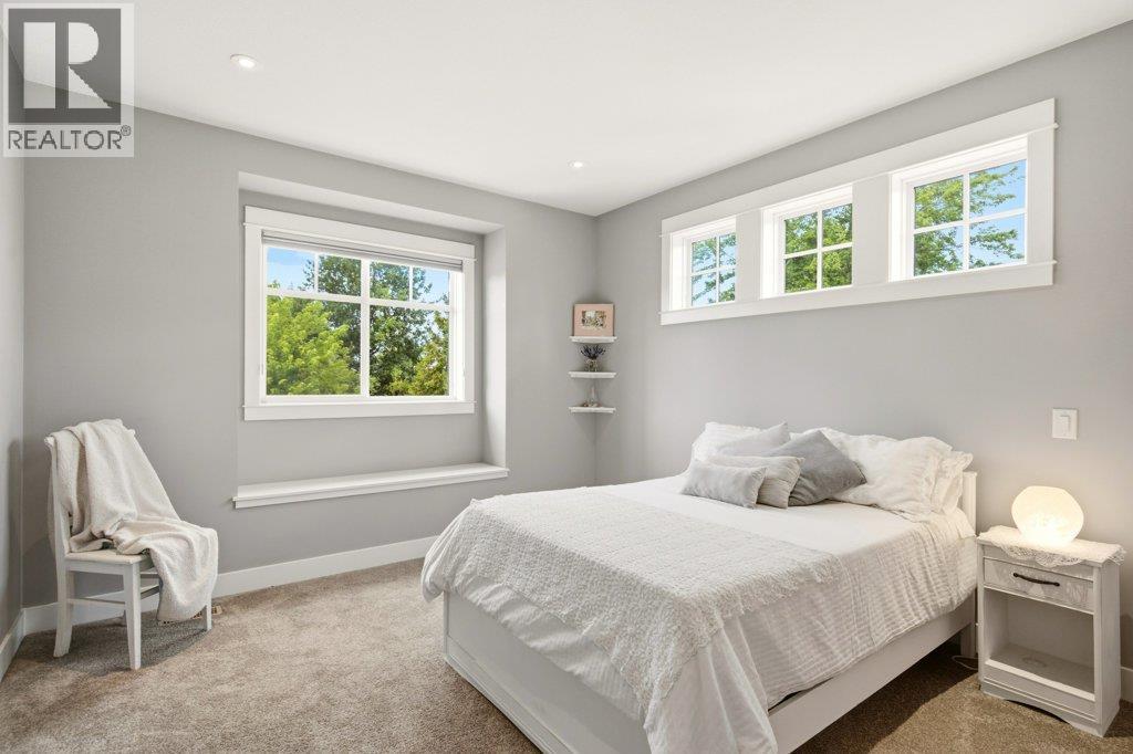  526 Metcalfe Avenue, Kelowna