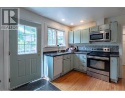119 Harriet Street, Shelburne, NS B0T1W0 Photo 19