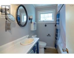 119 Harriet Street, Shelburne, NS B0T1W0 Photo 14