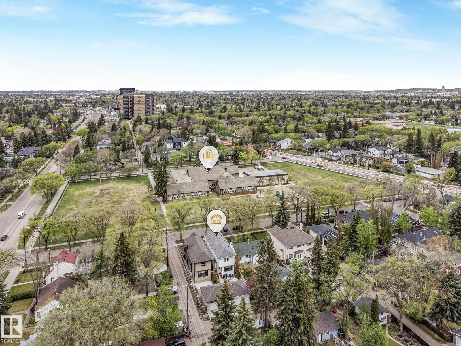 10221 135 ST NW - 58