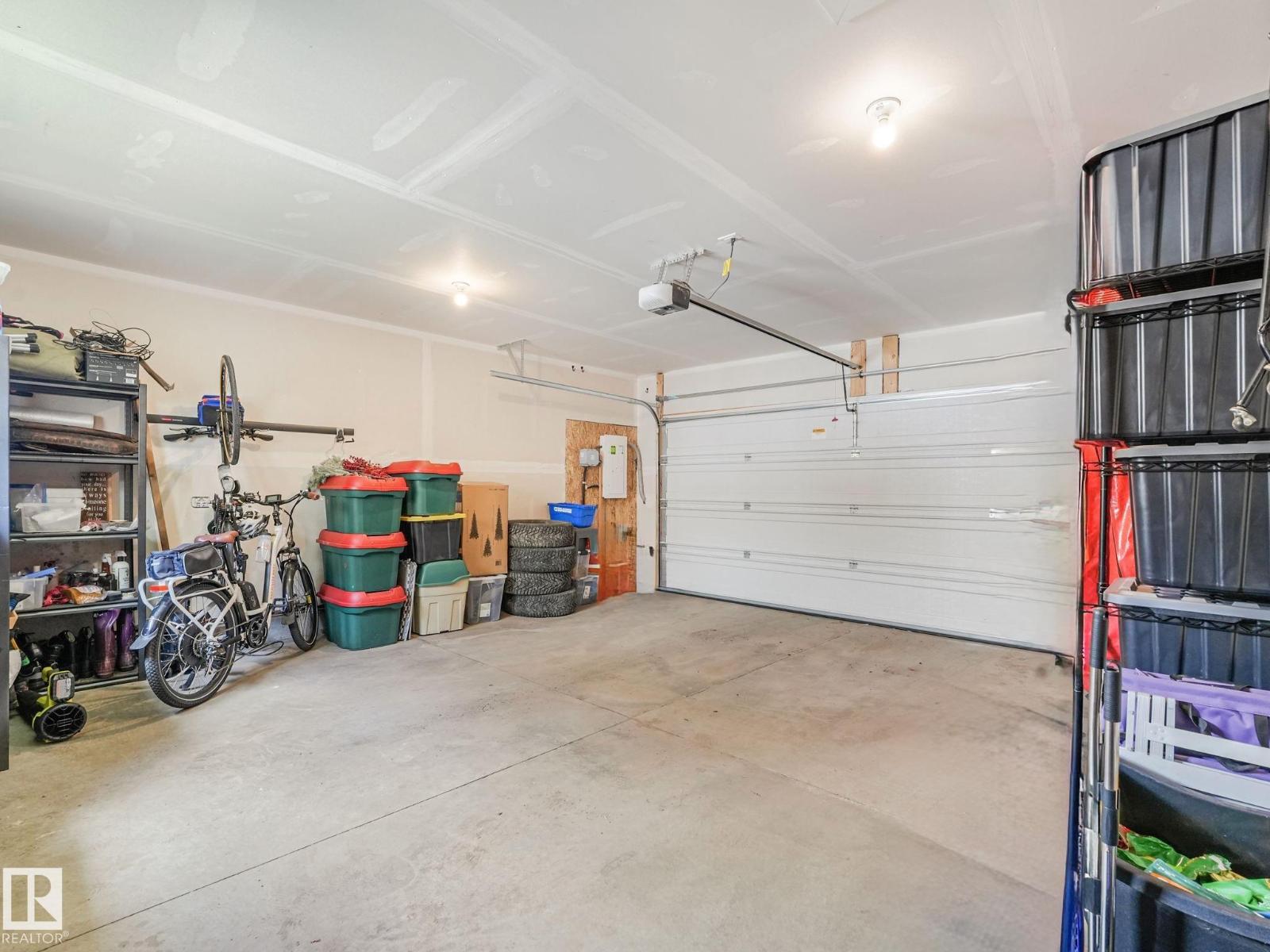 10221 135 ST NW - 53