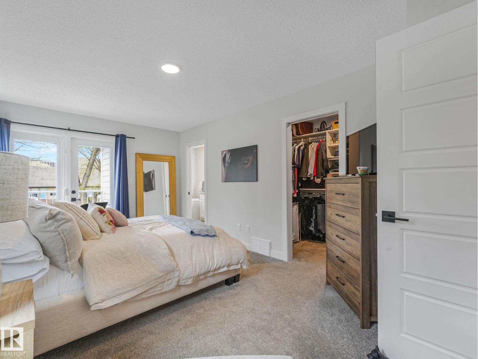 10221 135 ST NW - 22