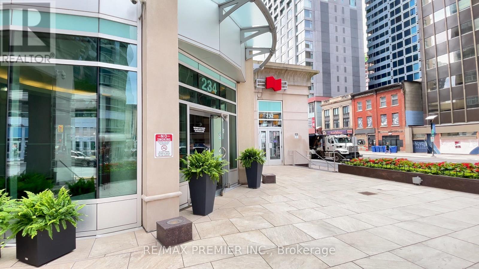 #1903 234 RIDEAU STREET - 3