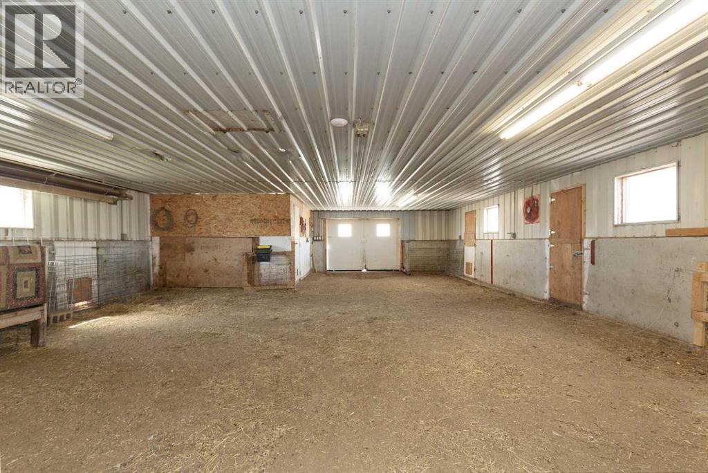 222041B Range Road 52 — photo 47