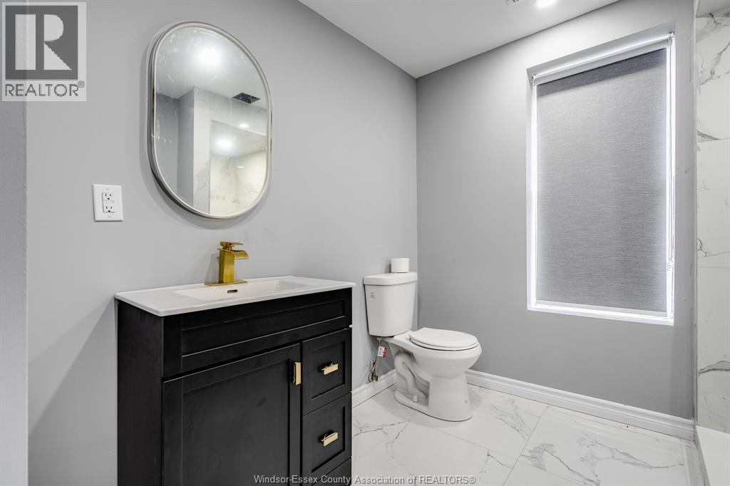 559 Chatham STREET East - 12