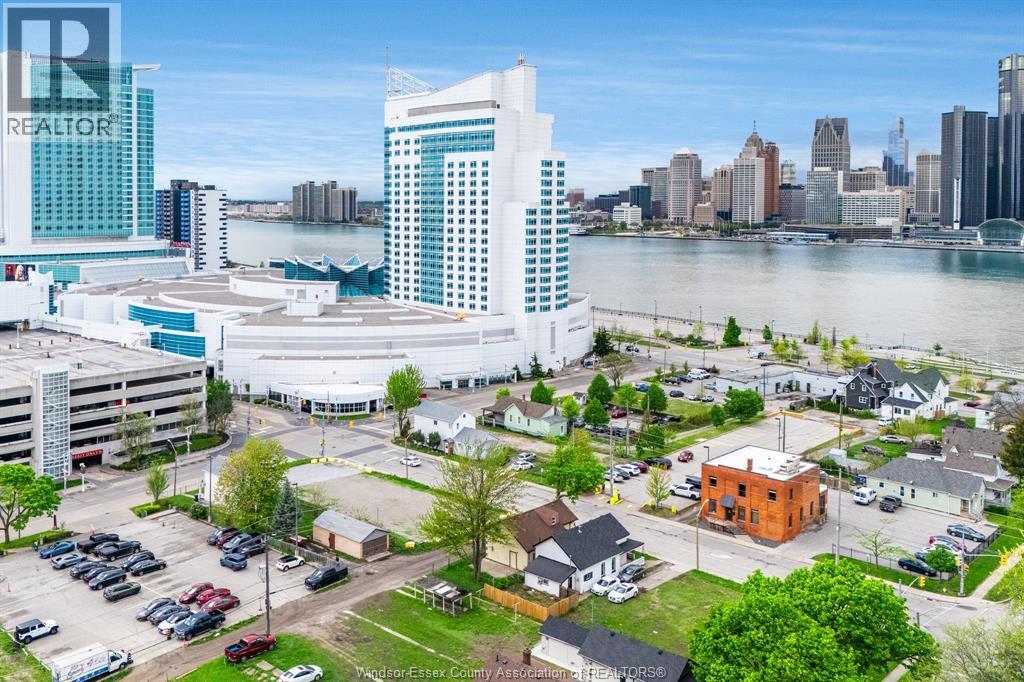 559 Chatham STREET East - 35