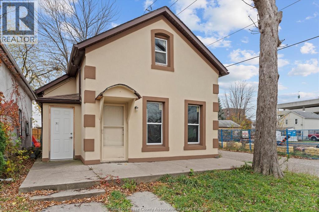 559 Chatham STREET East - 25
