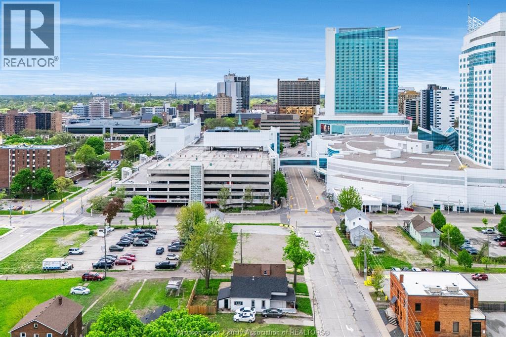 559 Chatham STREET East - 36